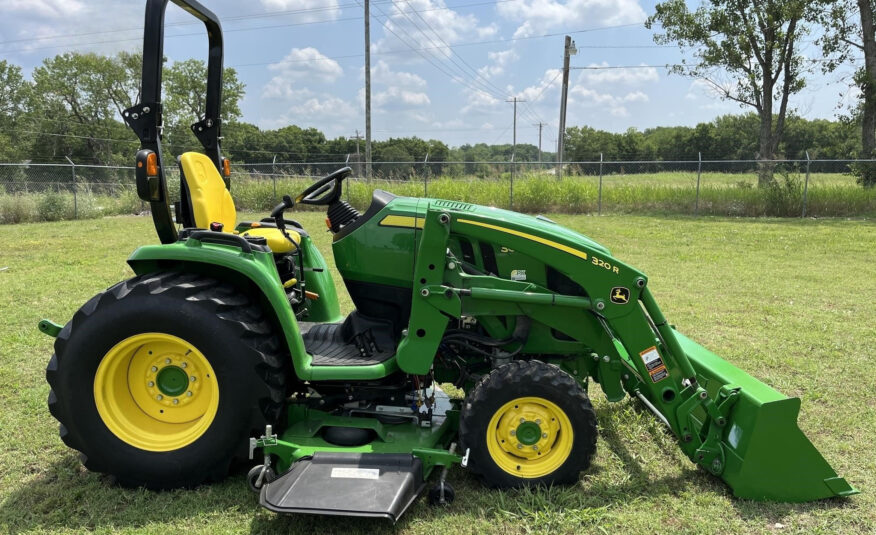 2018 John Deere 3046R