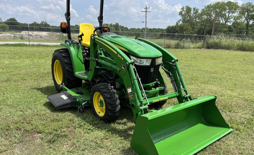 2018 John Deere 3046R