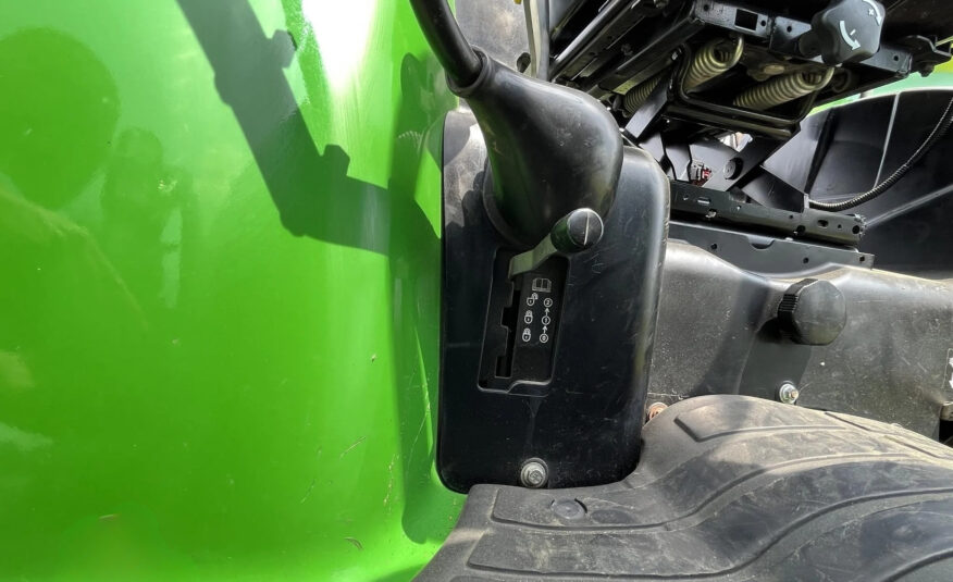 2018 John Deere 3046R